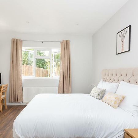 Austin David Apartments Harrow Exteriör bild